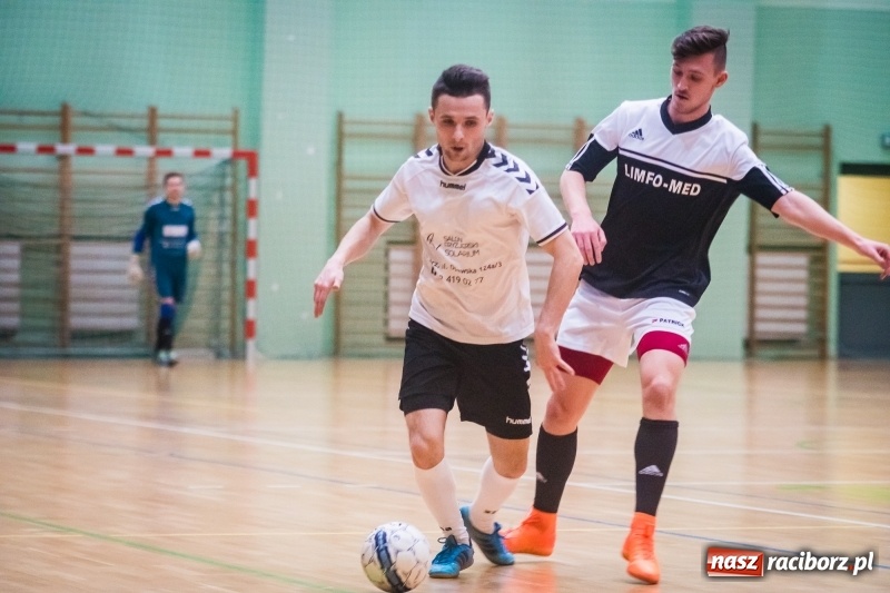 Zdjęcie w galerii na portalu naszraciborz.pl: HLPN: 45 trafień w piątkowy wieczór wiadomości z regionu