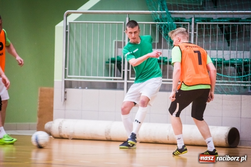 Zdjęcie w galerii na portalu naszraciborz.pl: HLPN: 45 trafień w piątkowy wieczór wiadomości z regionu