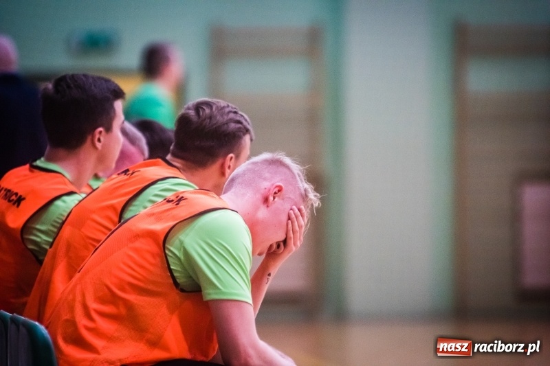 Zdjęcie w galerii na portalu naszraciborz.pl: HLPN: 45 trafień w piątkowy wieczór wiadomości z regionu