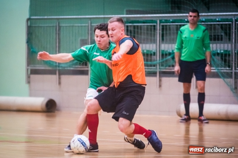 Zdjęcie w galerii na portalu naszraciborz.pl: HLPN: 45 trafień w piątkowy wieczór wiadomości z regionu