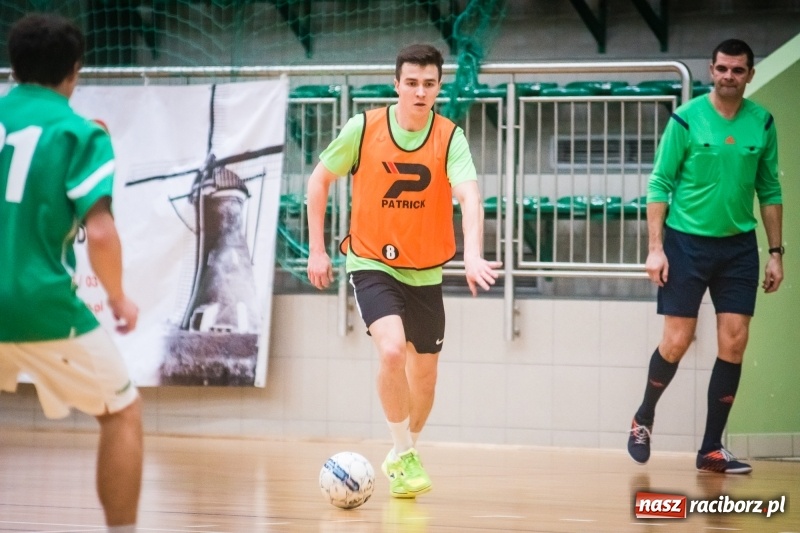 Zdjęcie w galerii na portalu naszraciborz.pl: HLPN: 45 trafień w piątkowy wieczór wiadomości z regionu