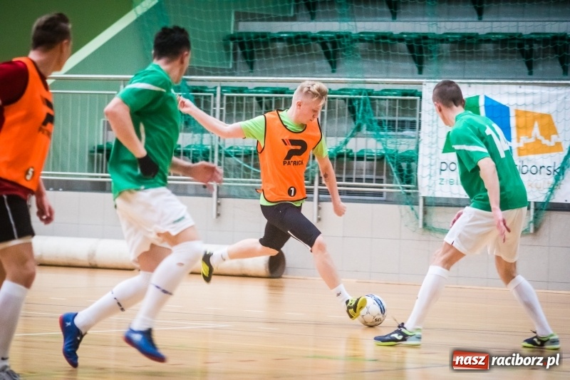 Zdjęcie w galerii na portalu naszraciborz.pl: HLPN: 45 trafień w piątkowy wieczór wiadomości z regionu