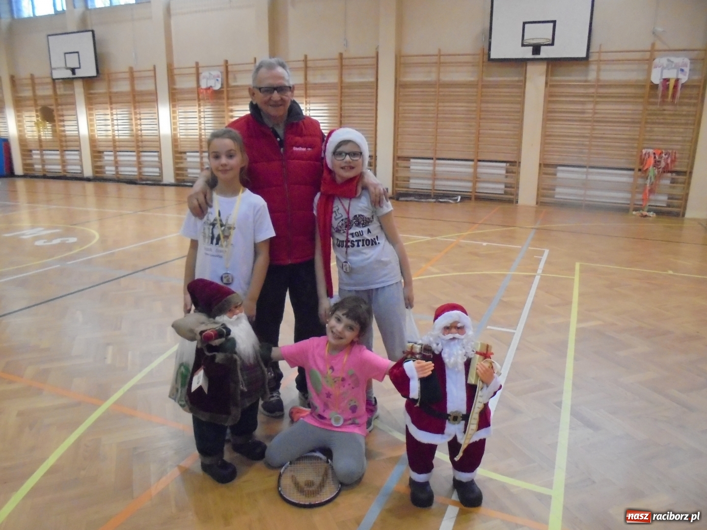 Zdjęcie w galerii na portalu naszraciborz.pl: Tenisowy turniej mikołajkowy dzieci  wiadomości z regionu