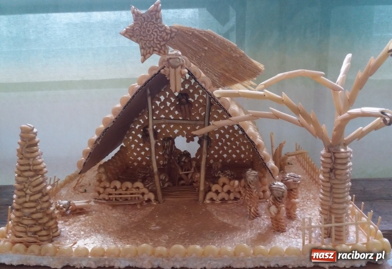 Zdjęcie w galerii na portalu naszraciborz.pl: Międzyszkolny Konkurs Plastyczny Rodzinna Szopka Bożonarodzeniowa  wiadomości z regionu