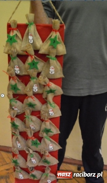 Zdjęcie w galerii na portalu naszraciborz.pl: Boże Narodzenie w Zakładzie Karnym. Był Mikołaj z rodziną i prezenty dla dzieci  wiadomości z regionu