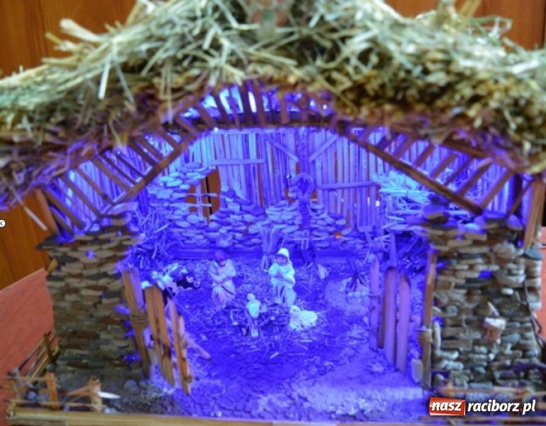 Zdjęcie w galerii na portalu naszraciborz.pl: Boże Narodzenie w Zakładzie Karnym. Był Mikołaj z rodziną i prezenty dla dzieci  wiadomości z regionu