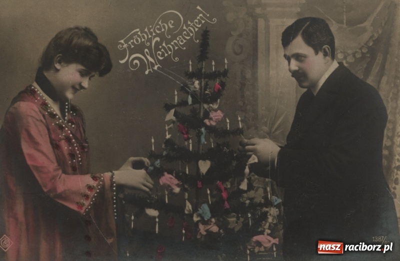 Zdjęcie w galerii na portalu naszraciborz.pl: Obchód Świąt Bożego Narodzenia w Polsce. Mamy dla Was drobny prezent wiadomości z regionu