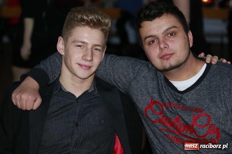 Zdjęcie w galerii na portalu naszraciborz.pl: Przy wielkim wigilijnym stole w ZSOMS wiadomości z regionu