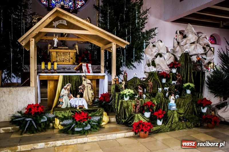Zdjęcie w galerii na portalu naszraciborz.pl: Do szopy, hej pasterze, do szopy, bo tam cud! Zobaczcie raciborskie stajenki AD 2017 wiadomości z regionu