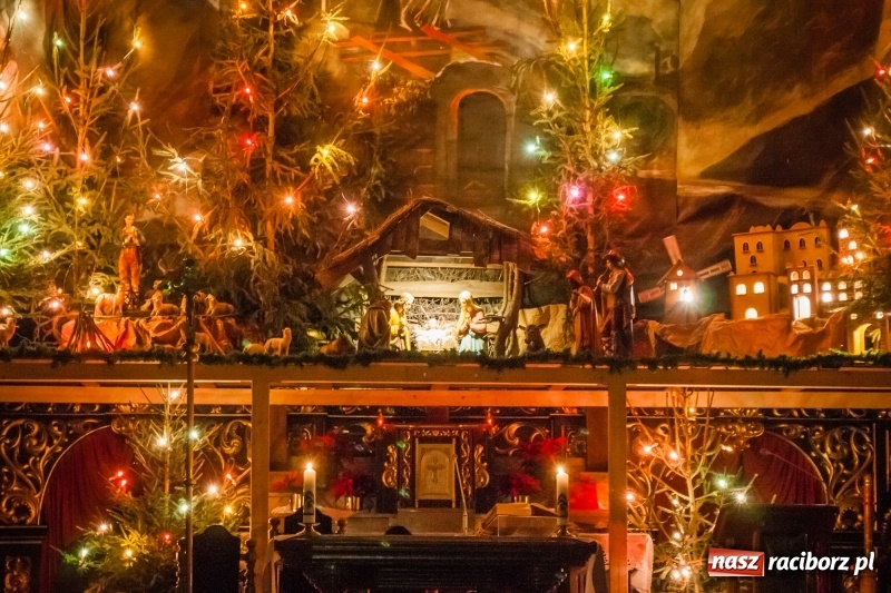 Zdjęcie w galerii na portalu naszraciborz.pl: Do szopy, hej pasterze, do szopy, bo tam cud! Zobaczcie raciborskie stajenki AD 2017 wiadomości z regionu