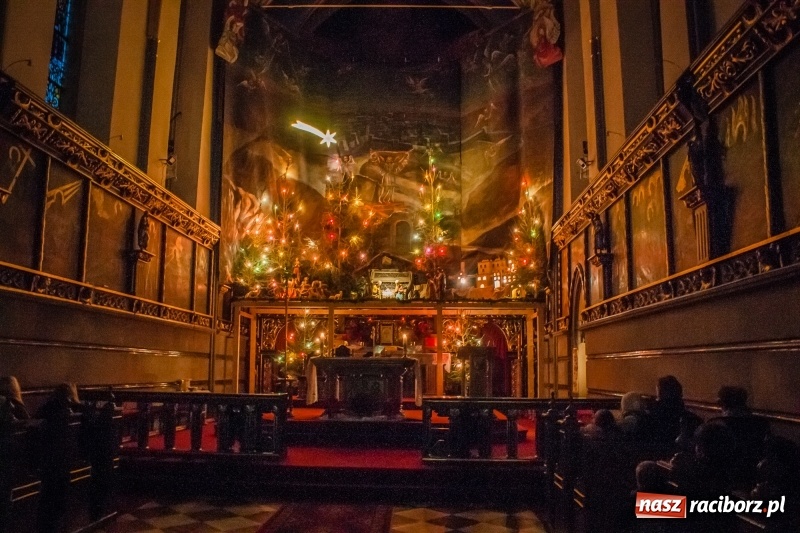 Zdjęcie w galerii na portalu naszraciborz.pl: Do szopy, hej pasterze, do szopy, bo tam cud! Zobaczcie raciborskie stajenki AD 2017 wiadomości z regionu