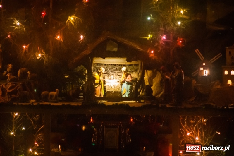 Zdjęcie w galerii na portalu naszraciborz.pl: Do szopy, hej pasterze, do szopy, bo tam cud! Zobaczcie raciborskie stajenki AD 2017 wiadomości z regionu