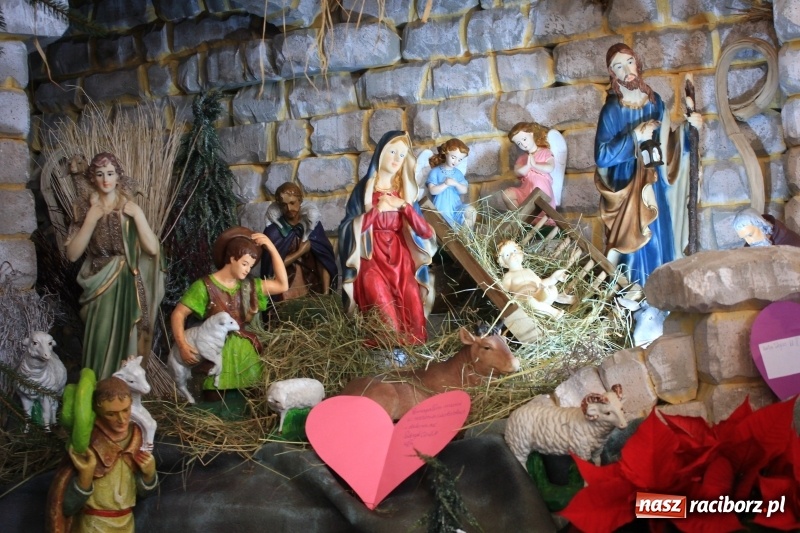 Zdjęcie w galerii na portalu naszraciborz.pl: Do szopy, hej pasterze, do szopy, bo tam cud! Zobaczcie raciborskie stajenki AD 2017 wiadomości z regionu