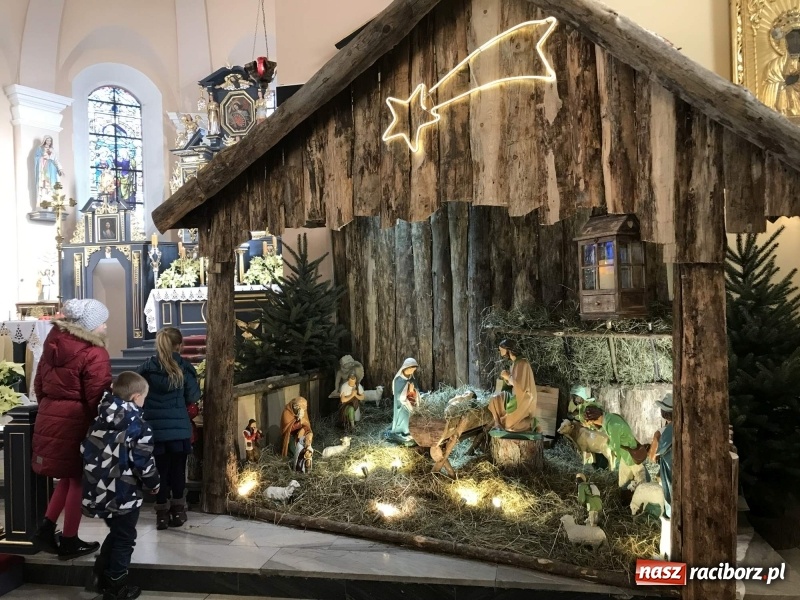 Zdjęcie w galerii na portalu naszraciborz.pl: Do szopy, hej pasterze, do szopy, bo tam cud! Zobaczcie raciborskie stajenki AD 2017 wiadomości z regionu