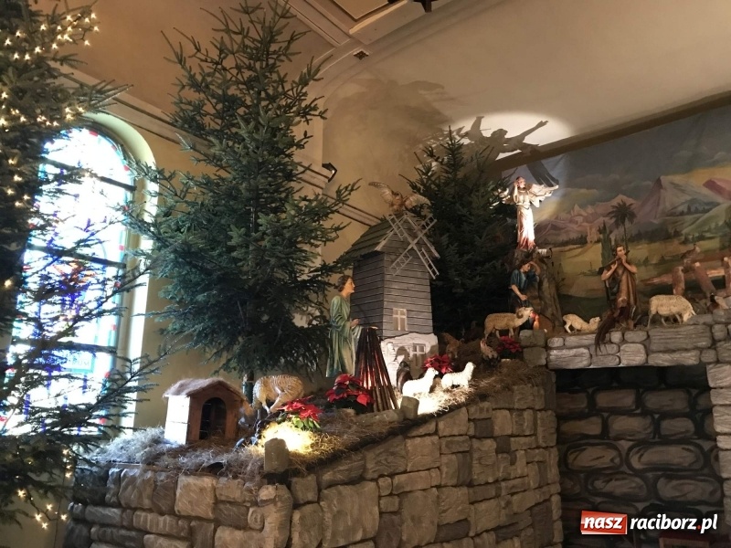Zdjęcie w galerii na portalu naszraciborz.pl: Do szopy, hej pasterze, do szopy, bo tam cud! Zobaczcie raciborskie stajenki AD 2017 wiadomości z regionu