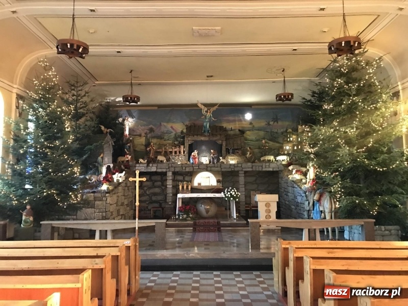 Zdjęcie w galerii na portalu naszraciborz.pl: Do szopy, hej pasterze, do szopy, bo tam cud! Zobaczcie raciborskie stajenki AD 2017 wiadomości z regionu