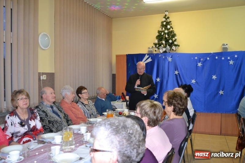 Zdjęcie w galerii na portalu naszraciborz.pl: Przy wigilijnym stole w gminie Krzyżanowice wiadomości z regionu