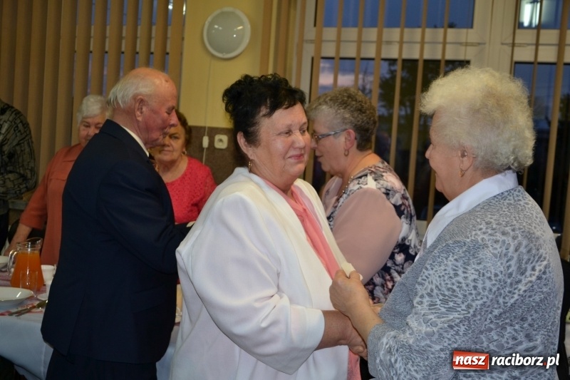 Zdjęcie w galerii na portalu naszraciborz.pl: Przy wigilijnym stole w gminie Krzyżanowice wiadomości z regionu