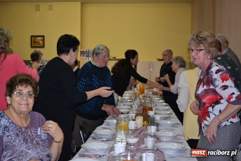 Zdjęcie w galerii na portalu naszraciborz.pl: Przy wigilijnym stole w gminie Krzyżanowice wiadomości z regionu