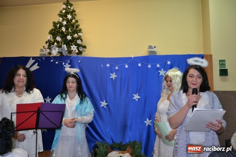 Zdjęcie w galerii na portalu naszraciborz.pl: Przy wigilijnym stole w gminie Krzyżanowice wiadomości z regionu