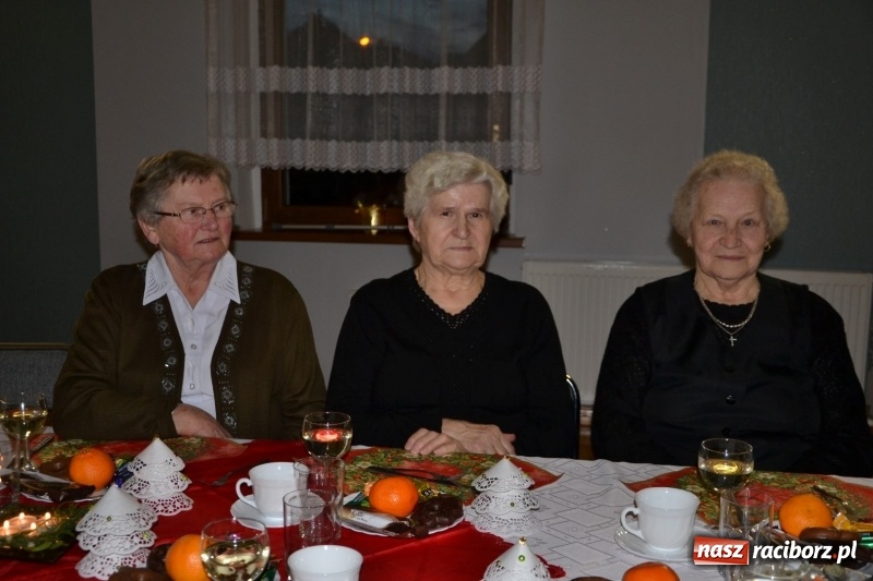 Zdjęcie w galerii na portalu naszraciborz.pl: Przy wigilijnym stole w gminie Krzyżanowice wiadomości z regionu