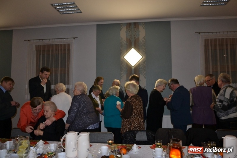 Zdjęcie w galerii na portalu naszraciborz.pl: Przy wigilijnym stole w gminie Krzyżanowice wiadomości z regionu
