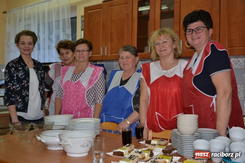 Zdjęcie w galerii na portalu naszraciborz.pl: Przy wigilijnym stole w gminie Krzyżanowice wiadomości z regionu