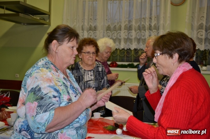Zdjęcie w galerii na portalu naszraciborz.pl: Przy wigilijnym stole w gminie Krzyżanowice wiadomości z regionu