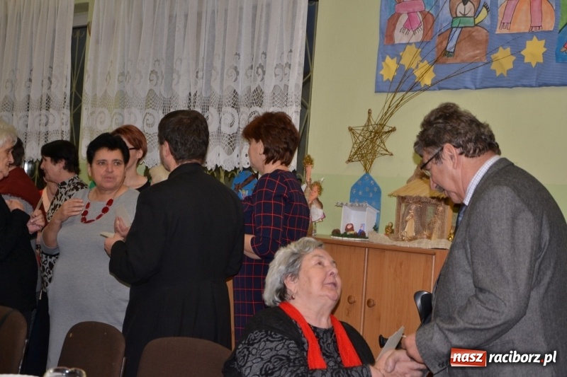Zdjęcie w galerii na portalu naszraciborz.pl: Przy wigilijnym stole w gminie Krzyżanowice wiadomości z regionu