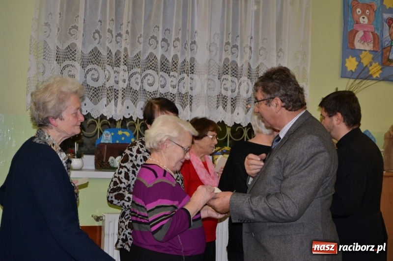 Zdjęcie w galerii na portalu naszraciborz.pl: Przy wigilijnym stole w gminie Krzyżanowice wiadomości z regionu