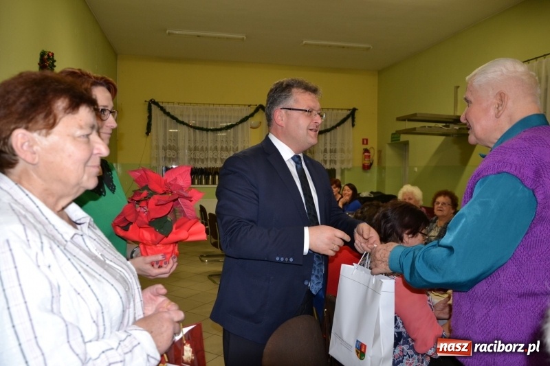 Zdjęcie w galerii na portalu naszraciborz.pl: Przy wigilijnym stole w gminie Krzyżanowice wiadomości z regionu