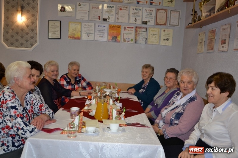 Zdjęcie w galerii na portalu naszraciborz.pl: Przy wigilijnym stole w gminie Krzyżanowice wiadomości z regionu