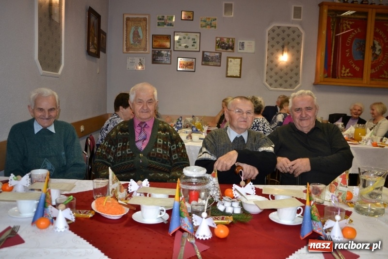 Zdjęcie w galerii na portalu naszraciborz.pl: Przy wigilijnym stole w gminie Krzyżanowice wiadomości z regionu