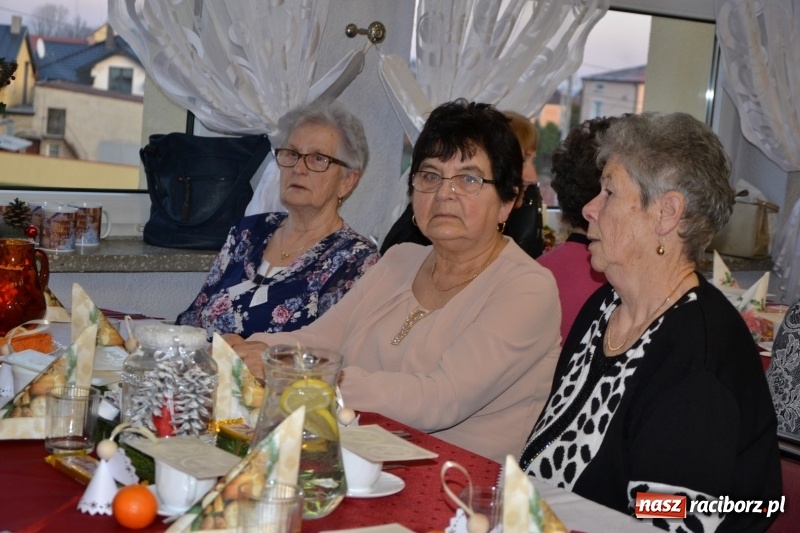 Zdjęcie w galerii na portalu naszraciborz.pl: Przy wigilijnym stole w gminie Krzyżanowice wiadomości z regionu