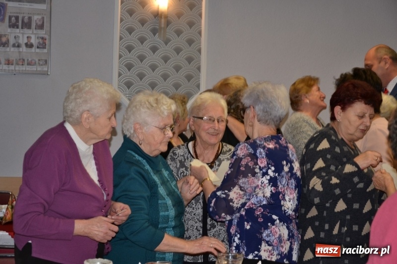 Zdjęcie w galerii na portalu naszraciborz.pl: Przy wigilijnym stole w gminie Krzyżanowice wiadomości z regionu