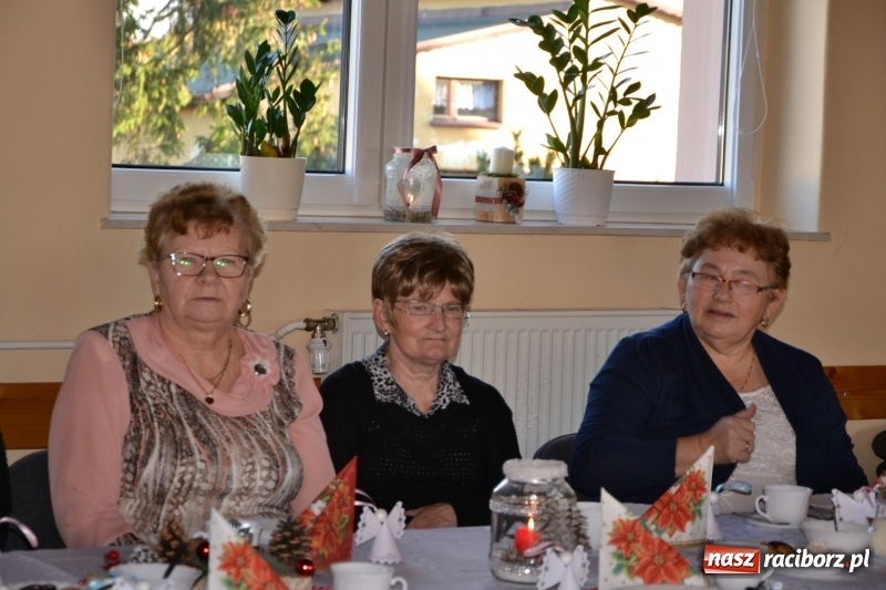 Zdjęcie w galerii na portalu naszraciborz.pl: Przy wigilijnym stole w gminie Krzyżanowice wiadomości z regionu