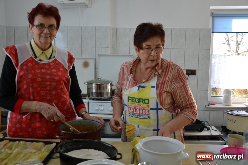 Zdjęcie w galerii na portalu naszraciborz.pl: Przy wigilijnym stole w gminie Krzyżanowice wiadomości z regionu