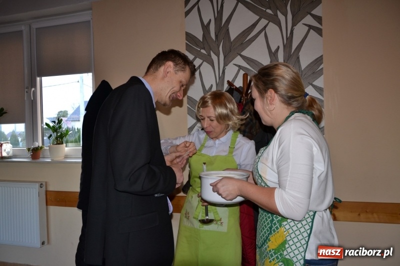 Zdjęcie w galerii na portalu naszraciborz.pl: Przy wigilijnym stole w gminie Krzyżanowice wiadomości z regionu