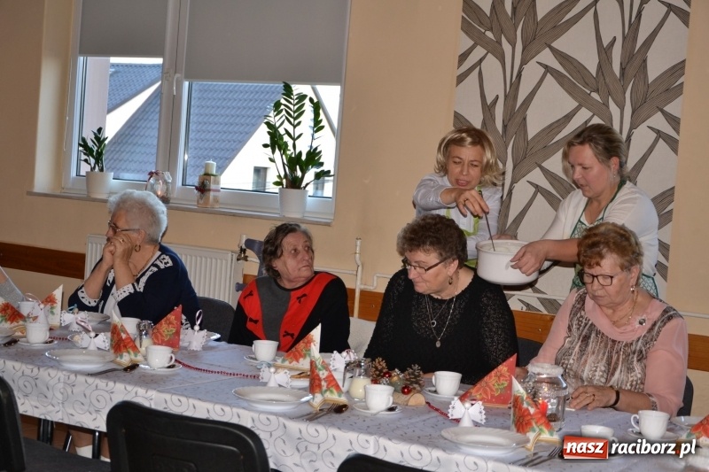 Zdjęcie w galerii na portalu naszraciborz.pl: Przy wigilijnym stole w gminie Krzyżanowice wiadomości z regionu