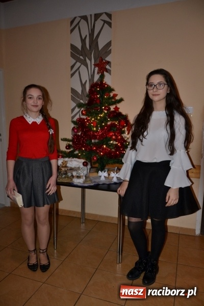 Zdjęcie w galerii na portalu naszraciborz.pl: Przy wigilijnym stole w gminie Krzyżanowice wiadomości z regionu