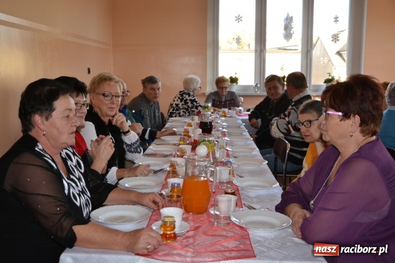 Zdjęcie w galerii na portalu naszraciborz.pl: Przy wigilijnym stole w gminie Krzyżanowice wiadomości z regionu