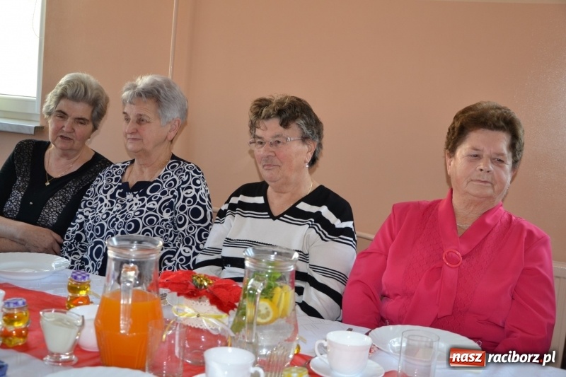 Zdjęcie w galerii na portalu naszraciborz.pl: Przy wigilijnym stole w gminie Krzyżanowice wiadomości z regionu