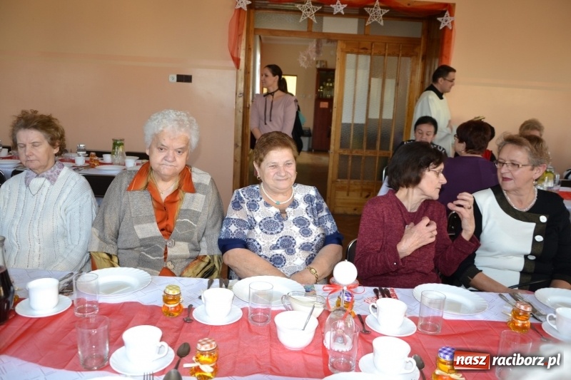 Zdjęcie w galerii na portalu naszraciborz.pl: Przy wigilijnym stole w gminie Krzyżanowice wiadomości z regionu