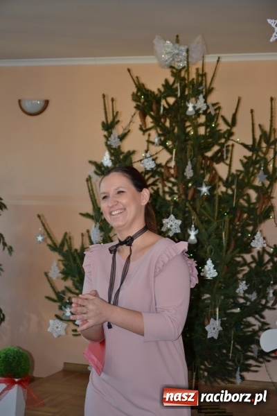 Zdjęcie w galerii na portalu naszraciborz.pl: Przy wigilijnym stole w gminie Krzyżanowice wiadomości z regionu