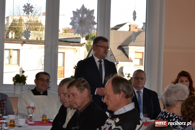 Zdjęcie w galerii na portalu naszraciborz.pl: Przy wigilijnym stole w gminie Krzyżanowice wiadomości z regionu