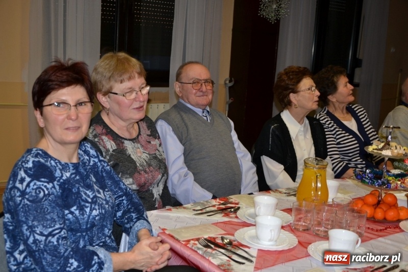 Zdjęcie w galerii na portalu naszraciborz.pl: Przy wigilijnym stole w gminie Krzyżanowice wiadomości z regionu