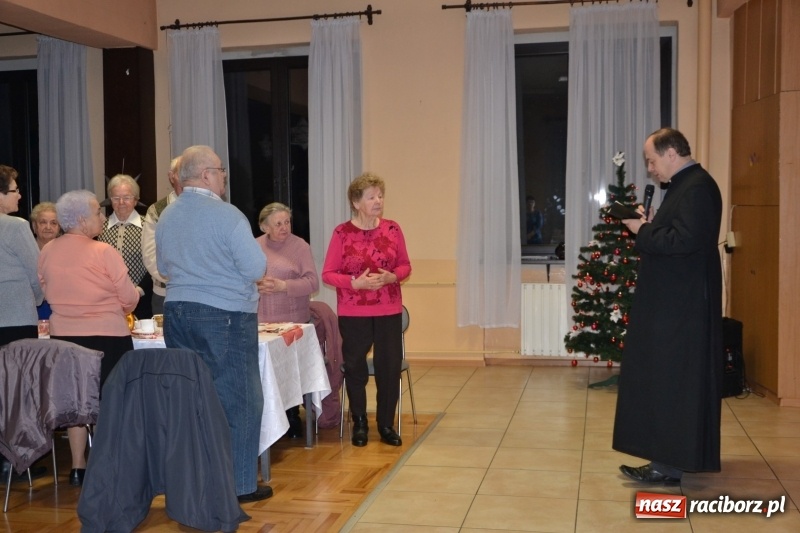 Zdjęcie w galerii na portalu naszraciborz.pl: Przy wigilijnym stole w gminie Krzyżanowice wiadomości z regionu