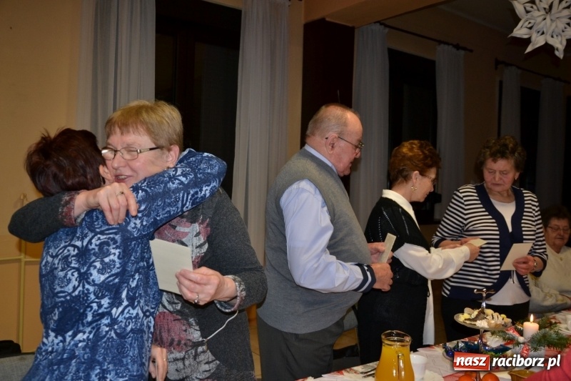 Zdjęcie w galerii na portalu naszraciborz.pl: Przy wigilijnym stole w gminie Krzyżanowice wiadomości z regionu