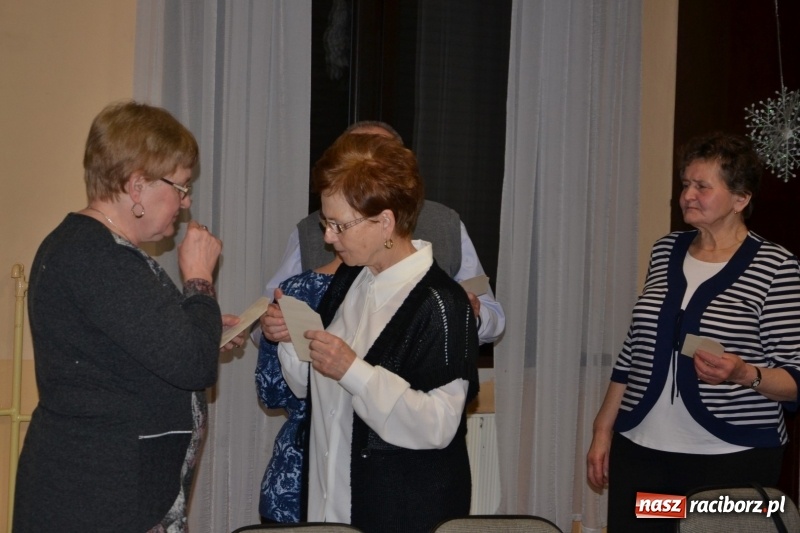 Zdjęcie w galerii na portalu naszraciborz.pl: Przy wigilijnym stole w gminie Krzyżanowice wiadomości z regionu