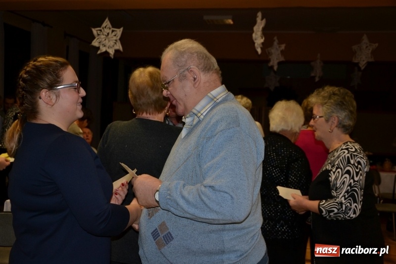 Zdjęcie w galerii na portalu naszraciborz.pl: Przy wigilijnym stole w gminie Krzyżanowice wiadomości z regionu